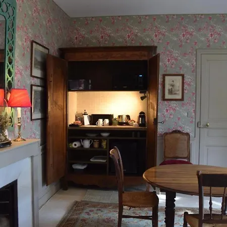 Guest house La Couronne Saint-Pierre-Aigle
